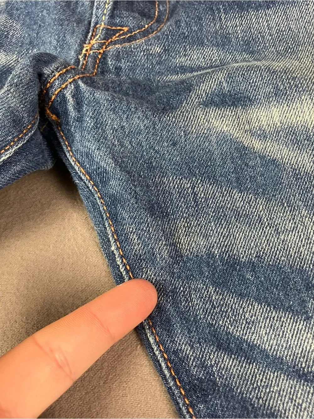 Levis 501 Straight Jeans Men’s Size 33x34 Light Blue Denim Pants Button Fly